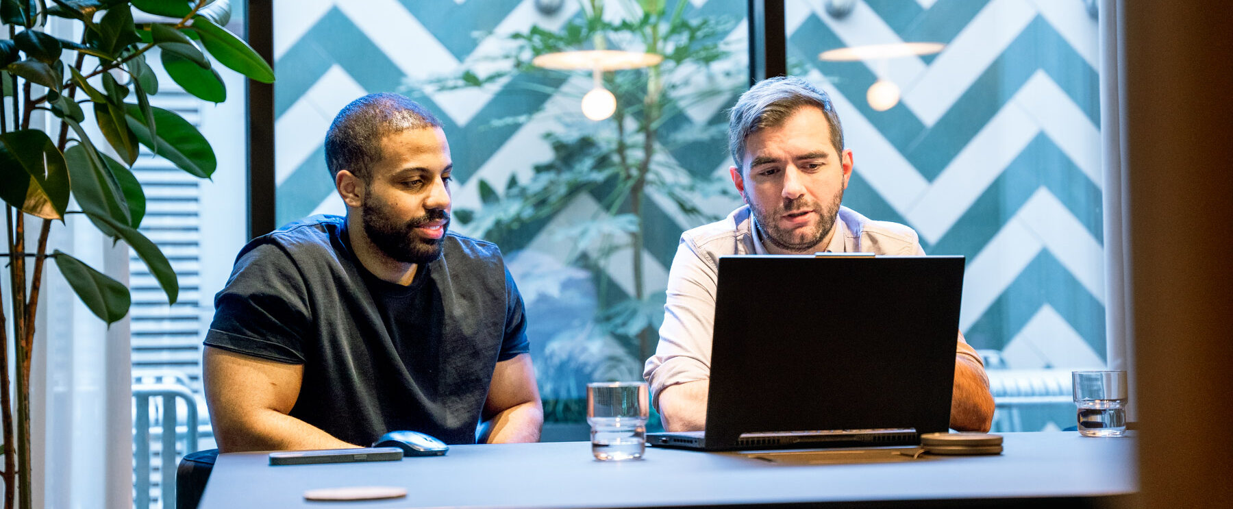 Experience-the-Power-Servita-aspect-ratio-1580-652